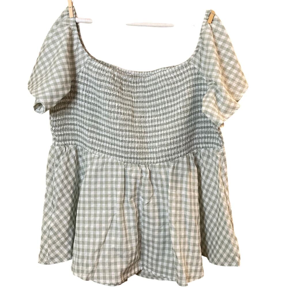 Bloomchic Sage Green Gingham Smocked Peplum Blouse Short Sleeves Size 22/24 NWT